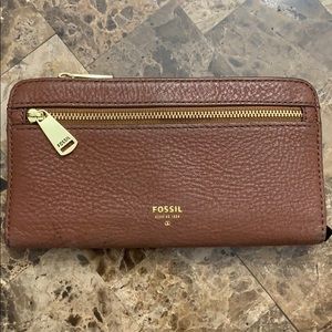 Fossil wallet